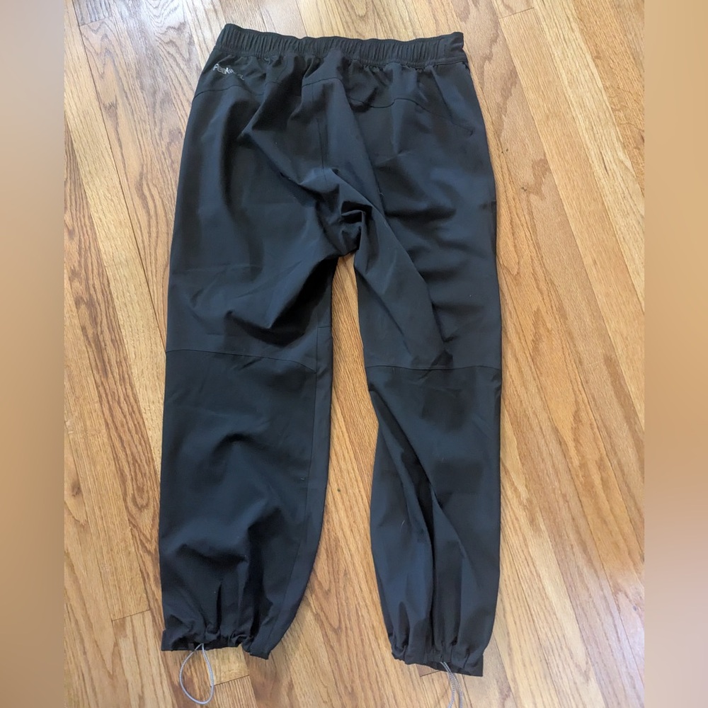 REI Rainier Rain Pants - Women’s Medium Petite - Picture 2 of 3
